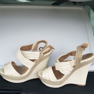 Cream wedge sandles